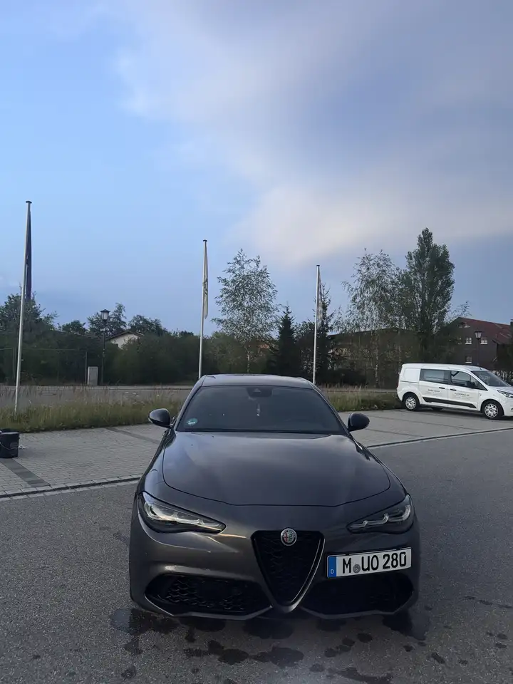 Alfa Romeo Giulia 2024