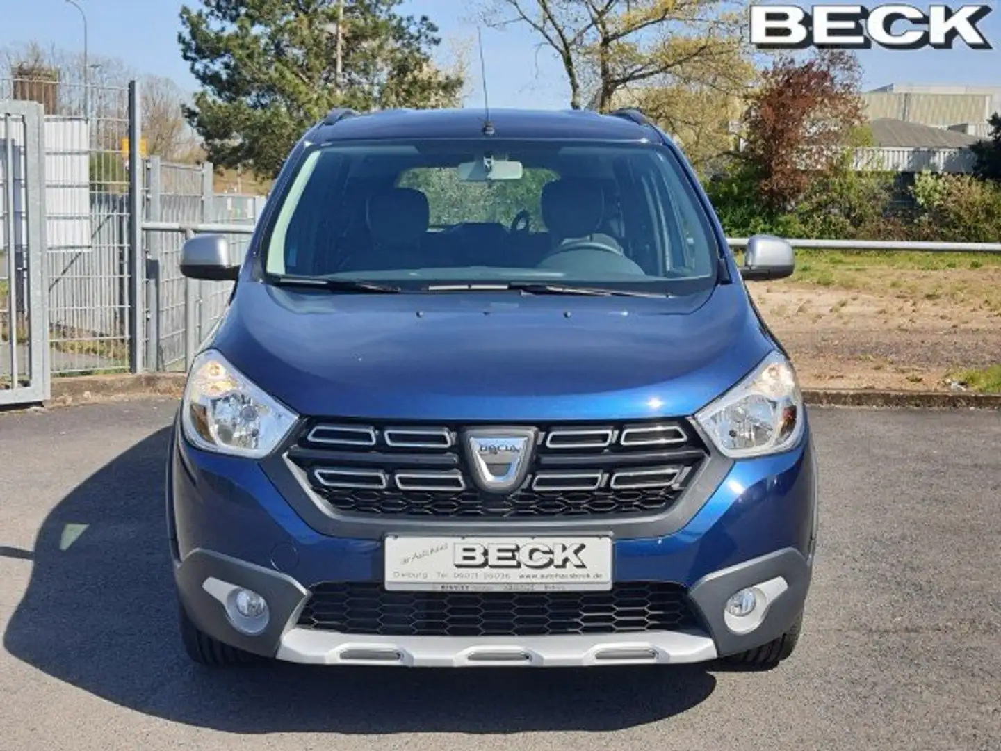 Dacia Lodgy Stepway SCe 100 | 7-Sitzer,AHK,Klima,BT,Rückfah Blau - 2