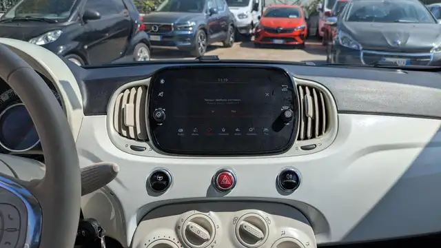 Fiat 500 view 11