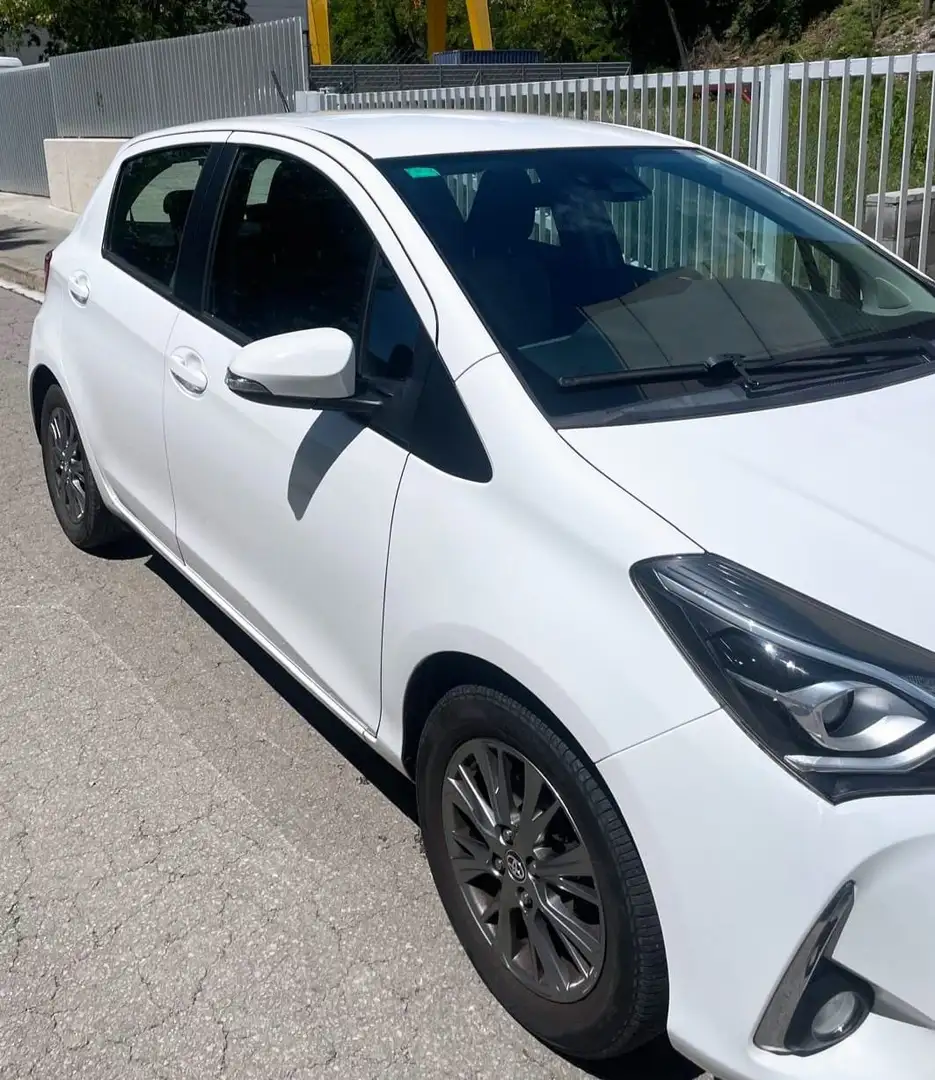 Toyota Yaris Yaris 1.0 City City Blanco - 2