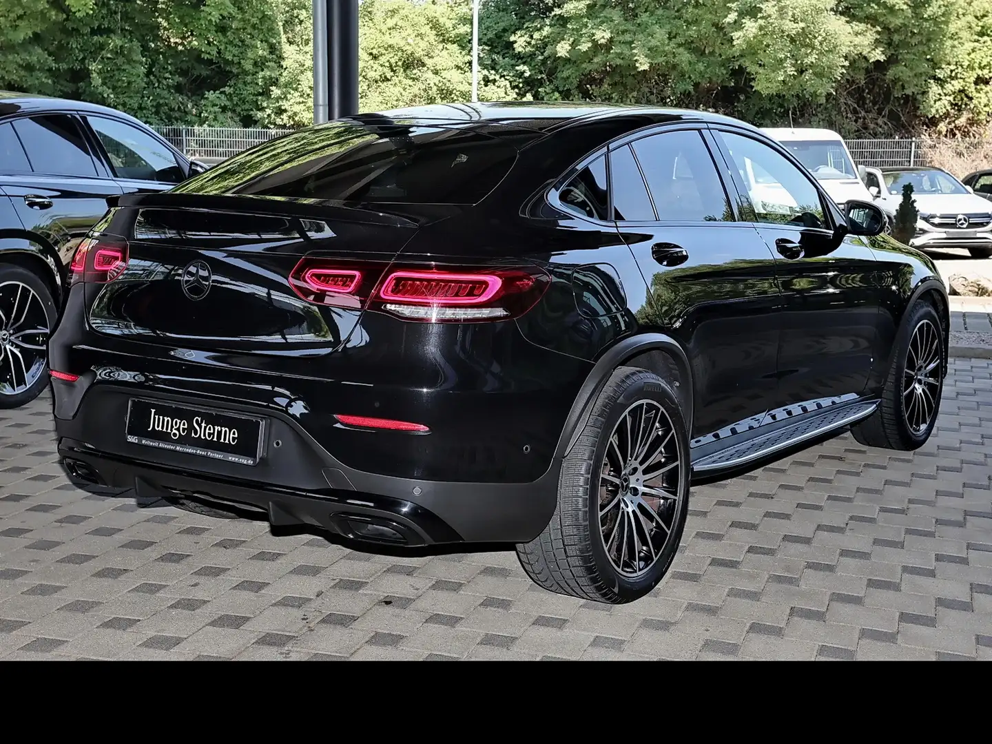 Mercedes-Benz GLC 400 d 4M Coupé AMG AHK+MEMORY+BURMESTER+360° Schwarz - 2