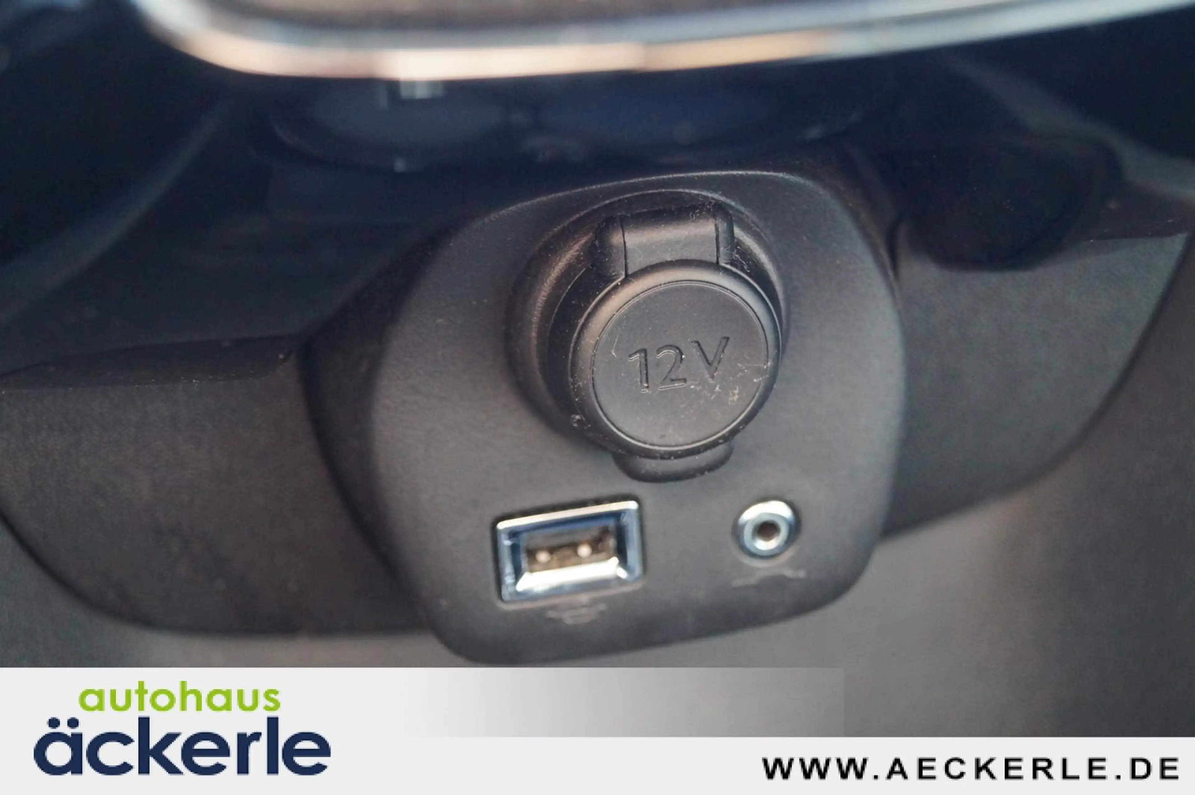 Peugeot 108 TOP Collection I 8-Fach I SHZ I — photo 26