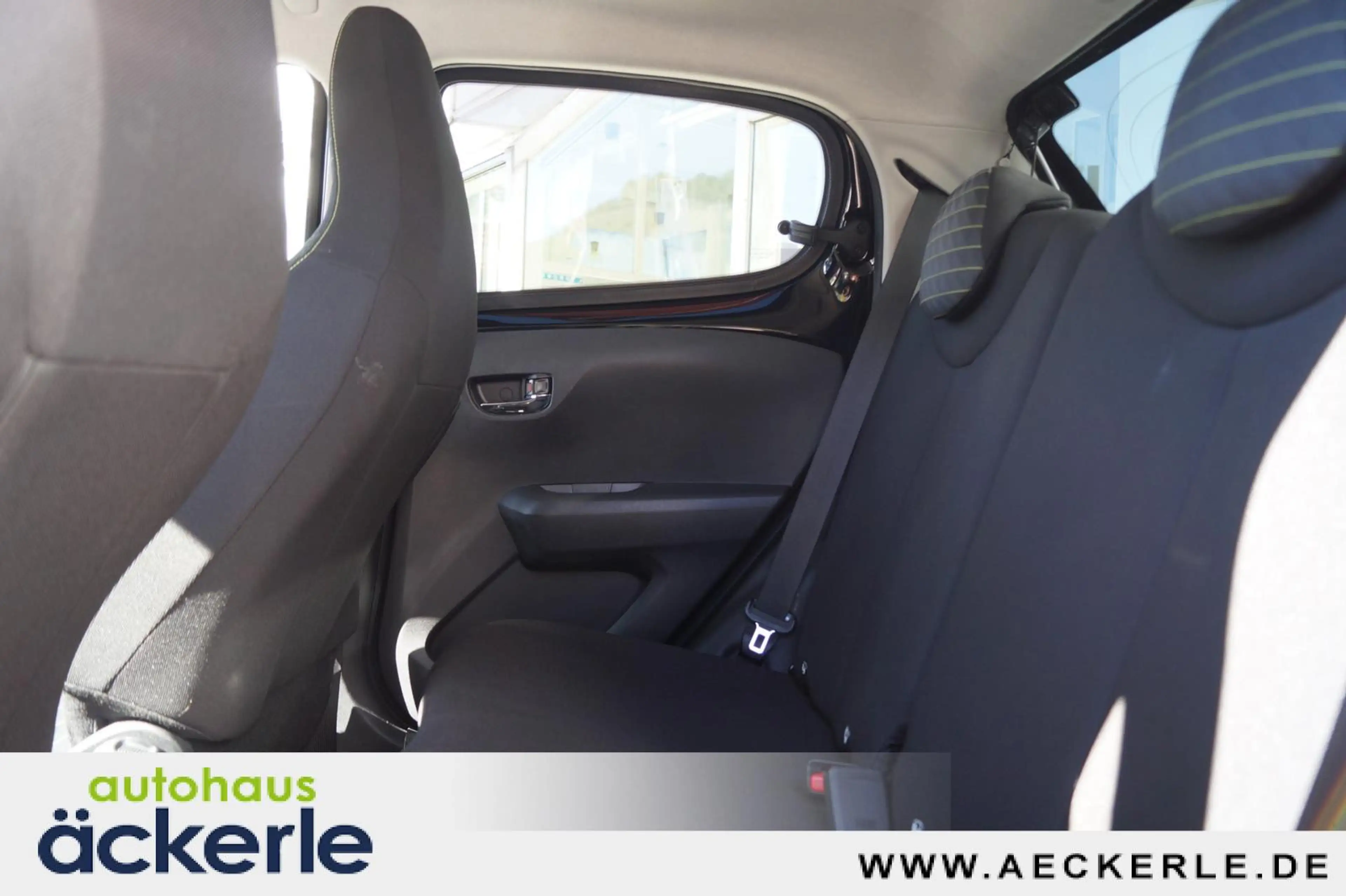 Peugeot 108 TOP Collection I 8-Fach I SHZ I — photo 15