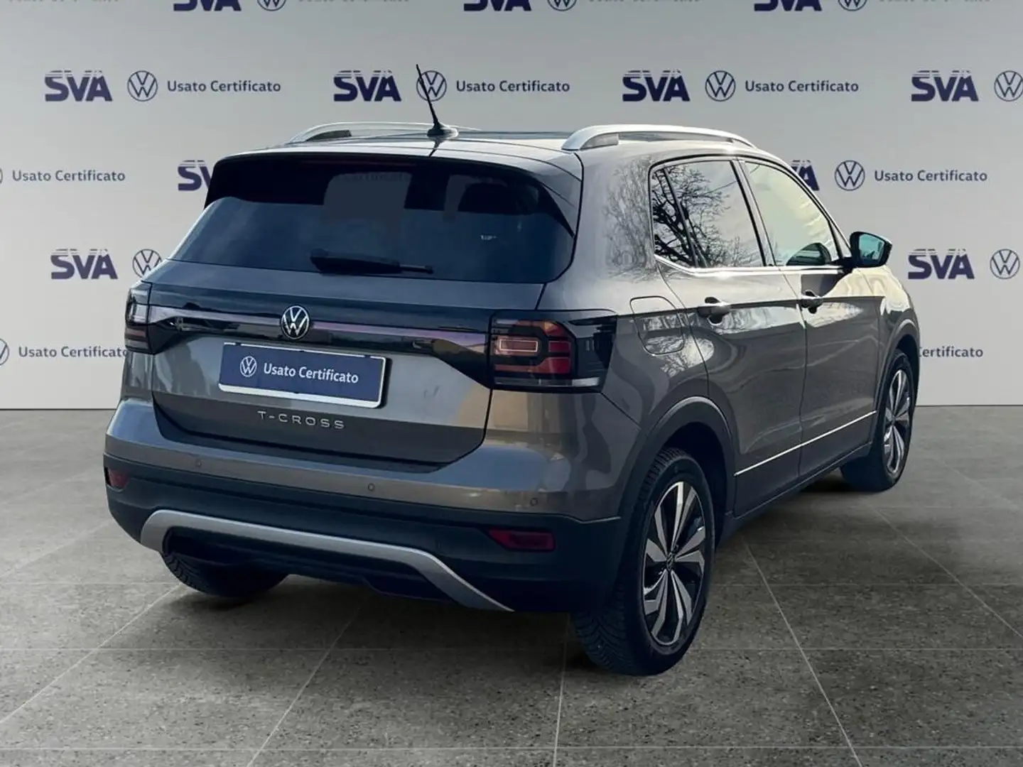 Volkswagen T-Cross 1.0 Tsi 110CV Advanced Gris - 2