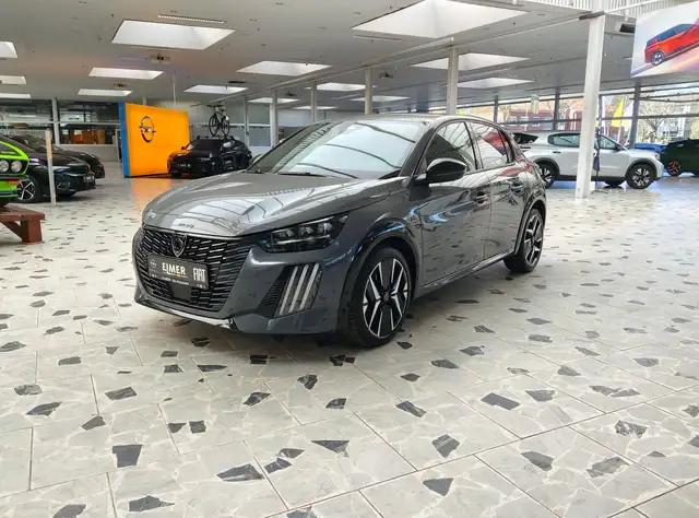 Peugeot 208 view 3