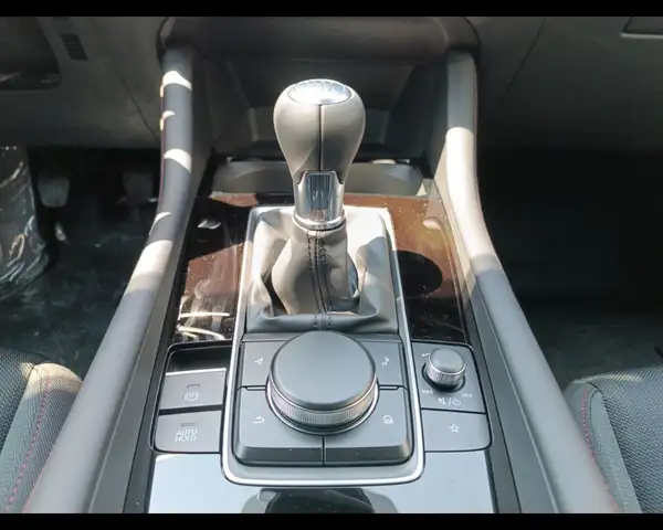 Mazda Mazda3 view 11