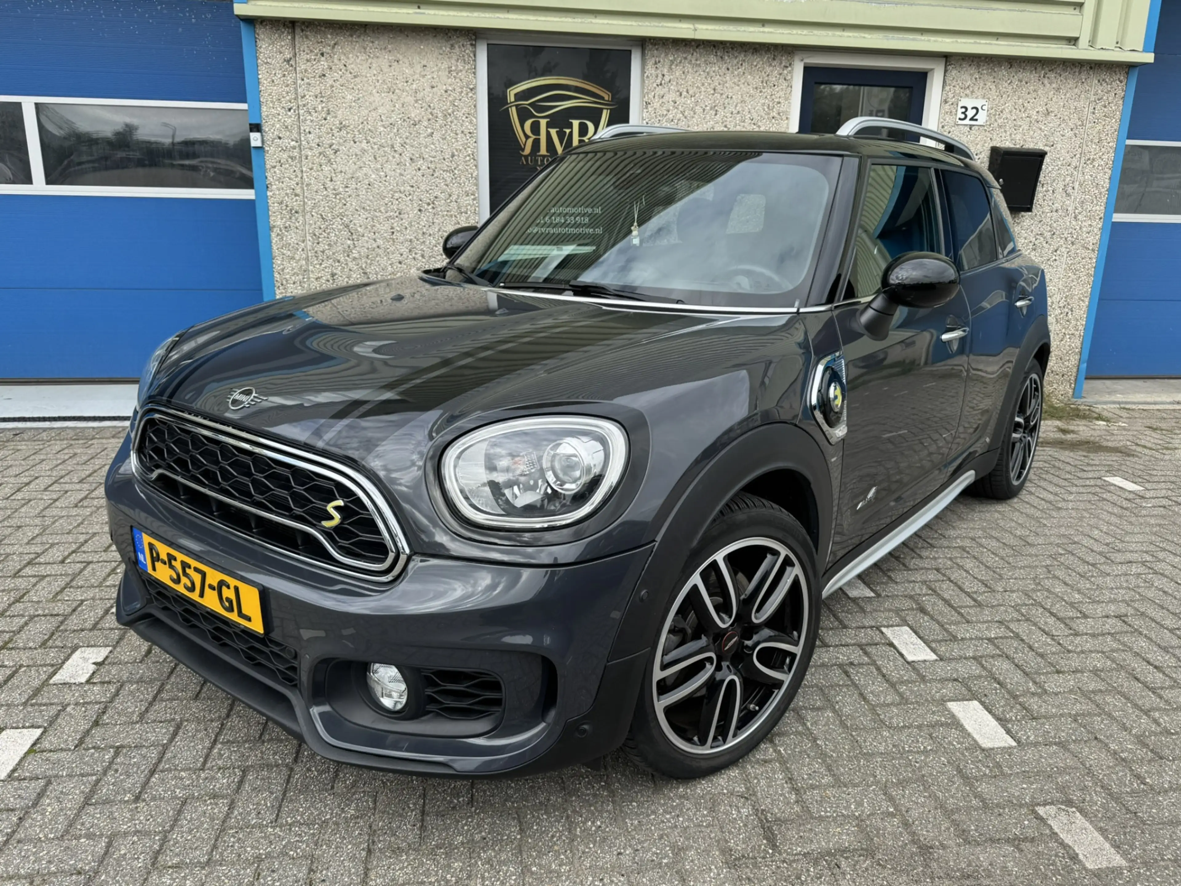 MINI Cooper SE Countryman 1.5 ALL4 Chili JOHN COOPER WORKS