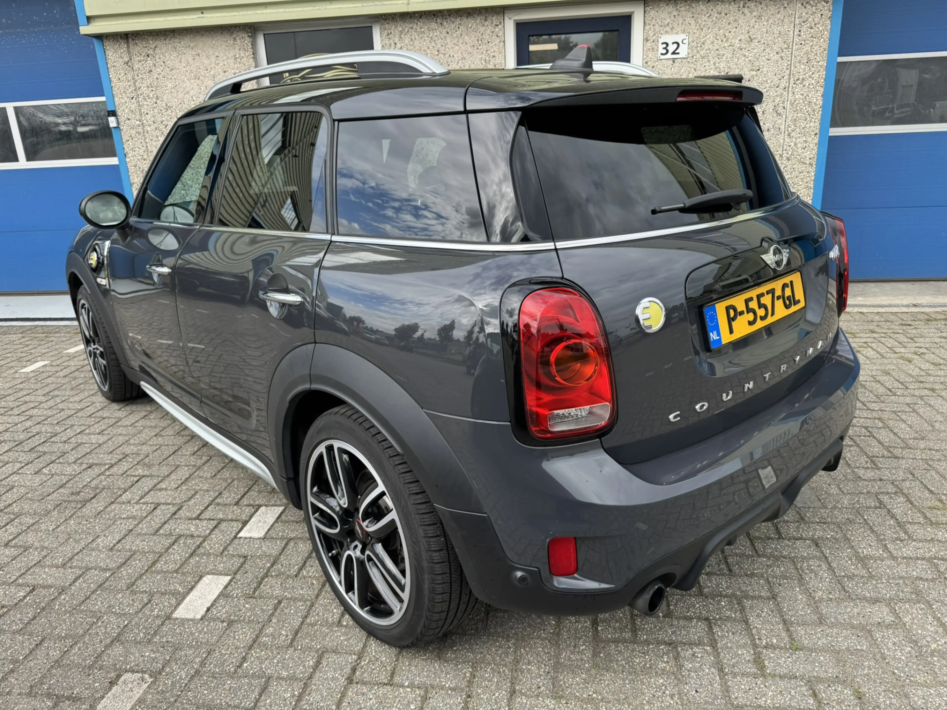 MINI Cooper SE Countryman 1.5 ALL4 Chili JOHN COOPER WORKS — photo 6