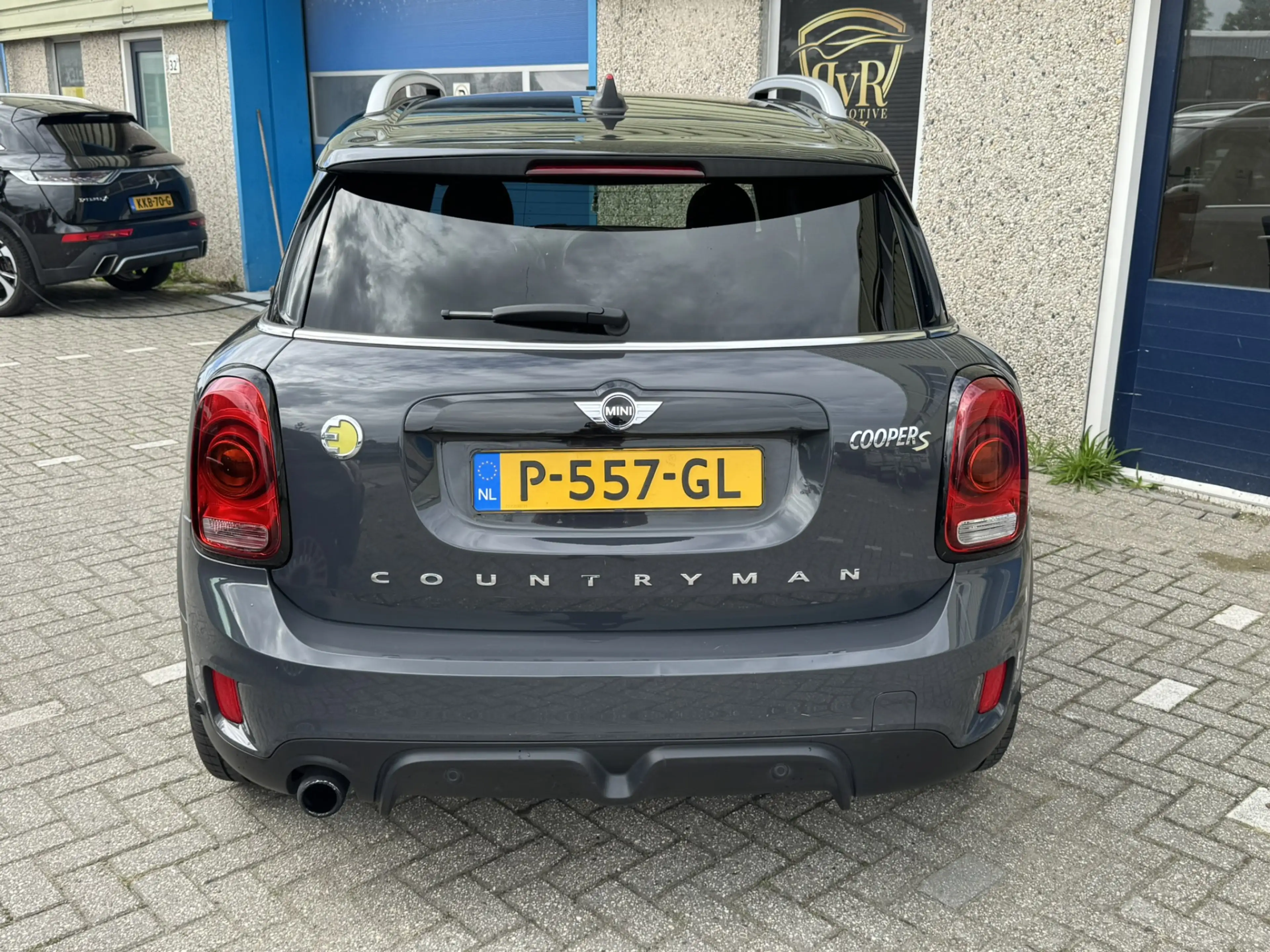 MINI Cooper SE Countryman 1.5 ALL4 Chili JOHN COOPER WORKS — photo 5