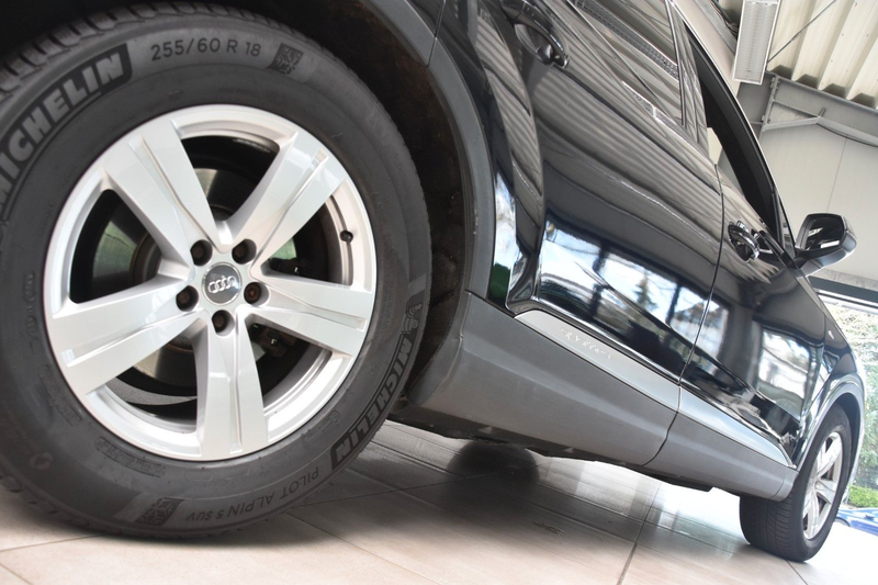 Audi Q7 3.0 TDI SLine Quattro MatrixLED HeadUp — photo 4