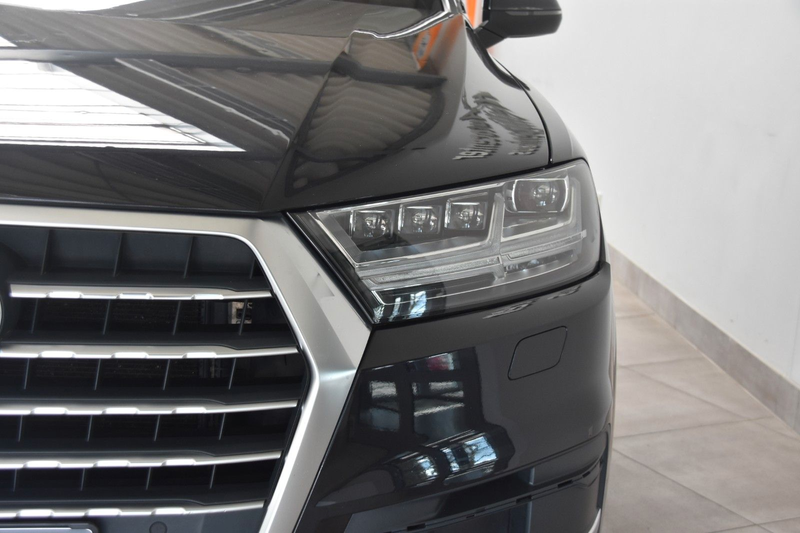 Audi Q7 3.0 TDI SLine Quattro MatrixLED HeadUp — photo 11