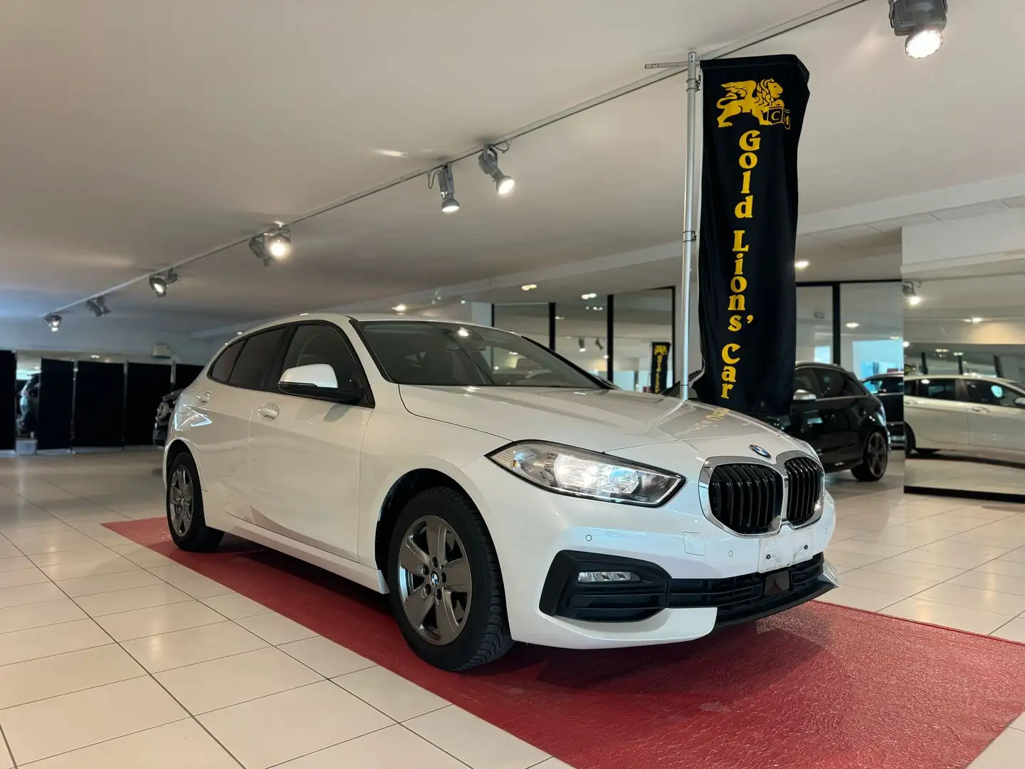 BMW 116 1.5 SPORT NEOPATENTATI*STUPENDA*UNICO PROPRIETARIO Bianco - 1
