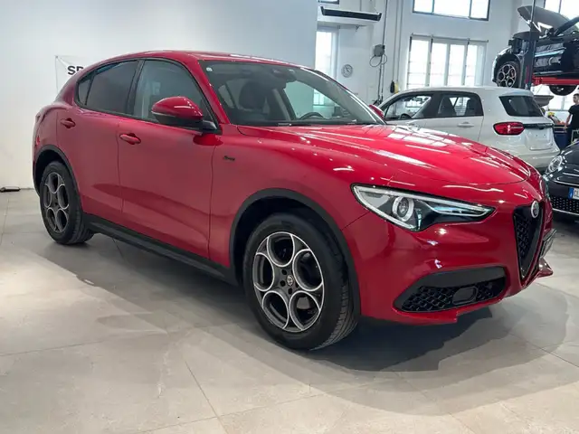 Alfa Romeo Stelvio view 3