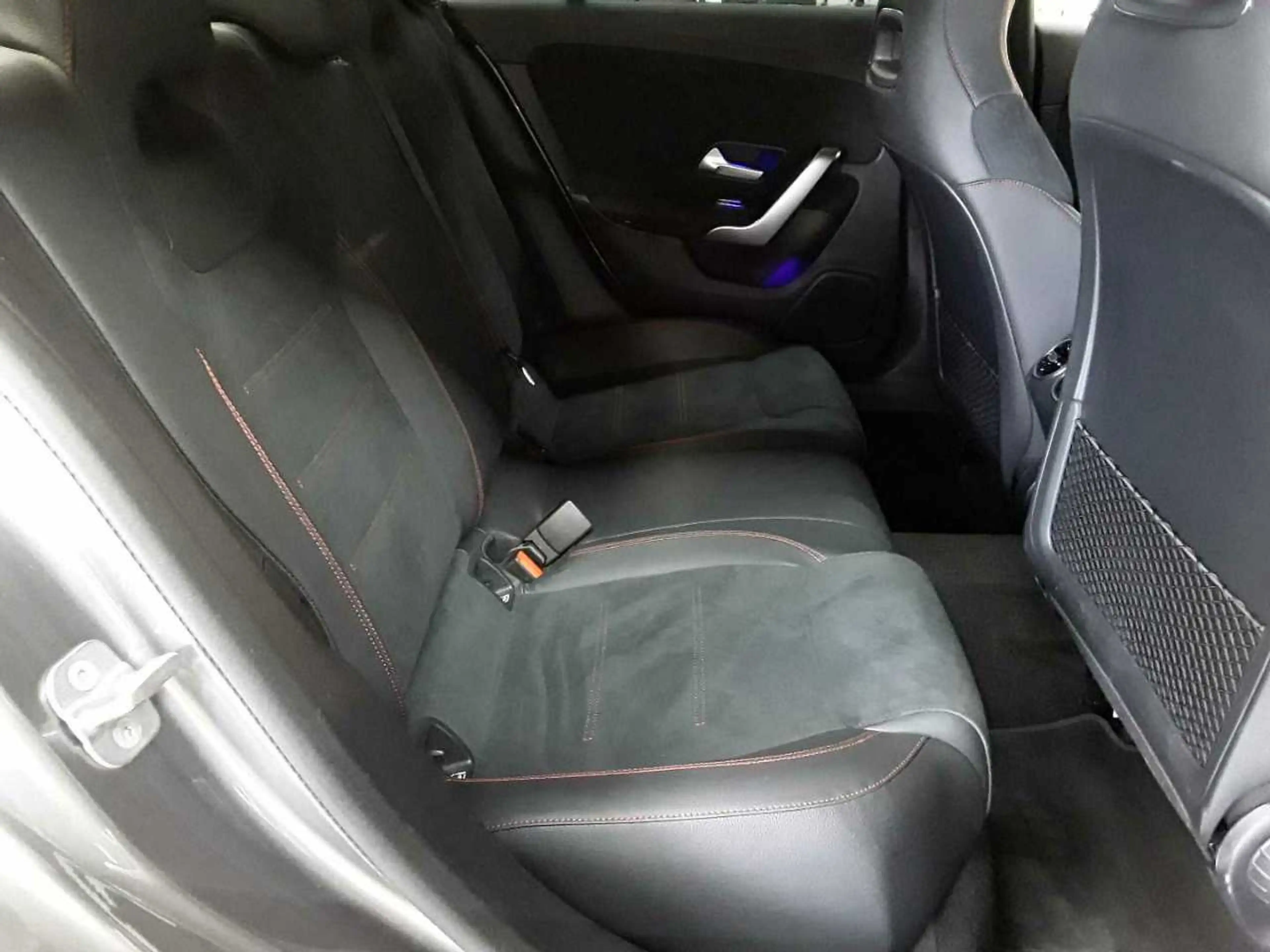 Mercedes-Benz CLA 250 CLA 250 7G-DCT AMG Line FahrerassiP ParkP SHZ — photo 14