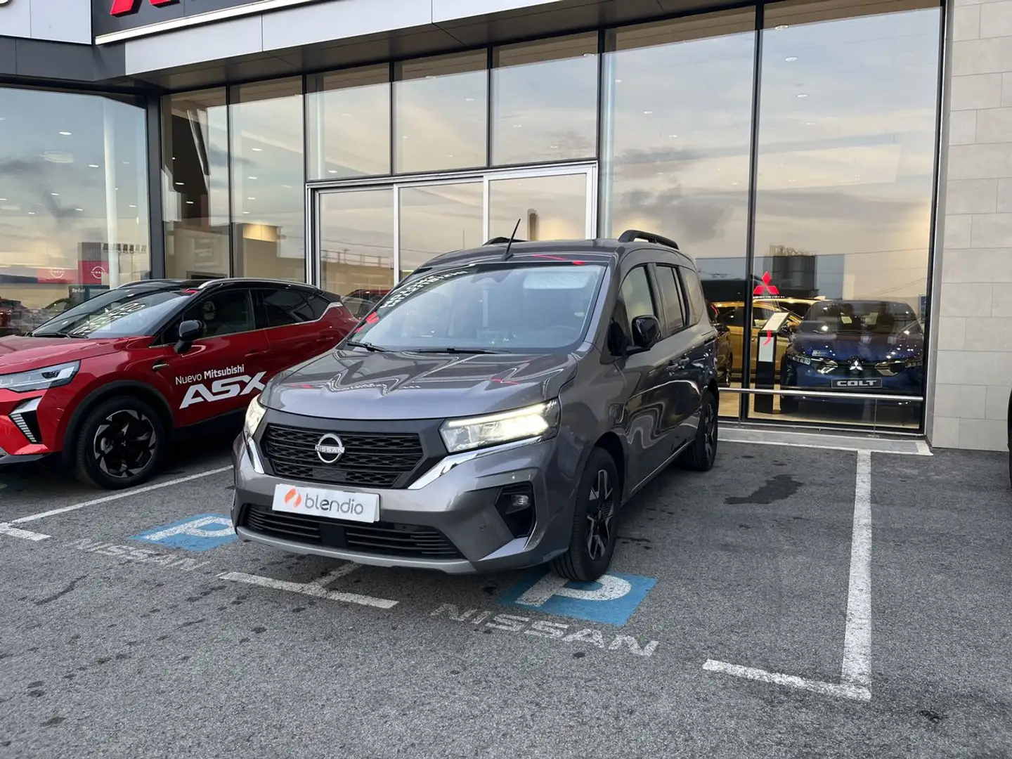 Nissan Townstar 1.3 TCE N-CONNECTA 130CV 5P Gris - 1