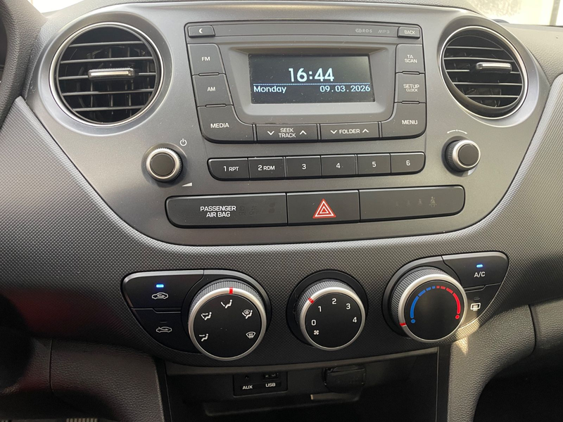 Hyundai i10 Classic — photo 9