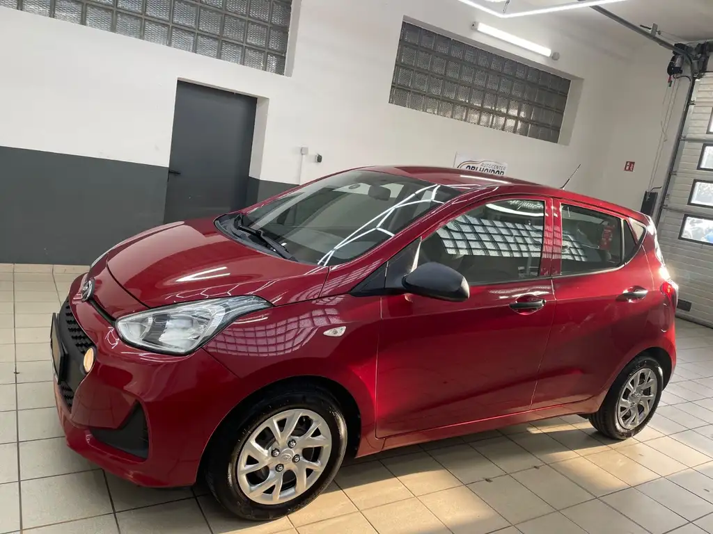 Hyundai i10