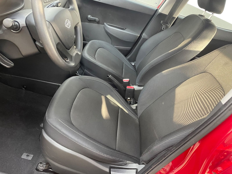 Hyundai i10 Classic — photo 8