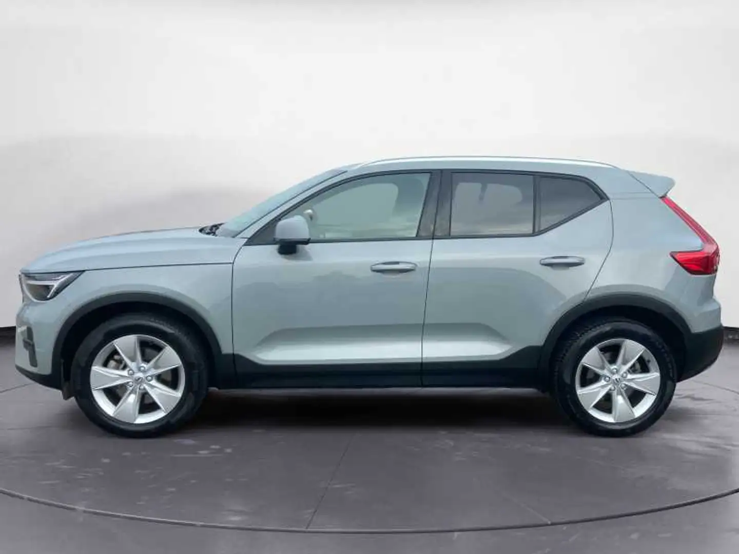 Volvo XC40 2.0 B3 Core Gris - 2