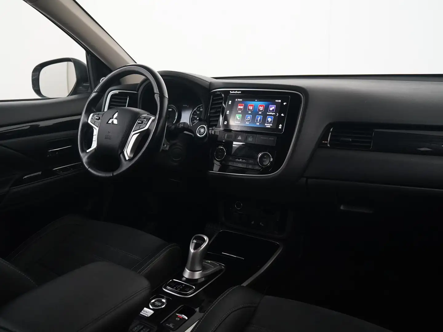 Mitsubishi Outlander 2.0 PHEV Premium | Camera | Blind Spot | Standkach siva - 2