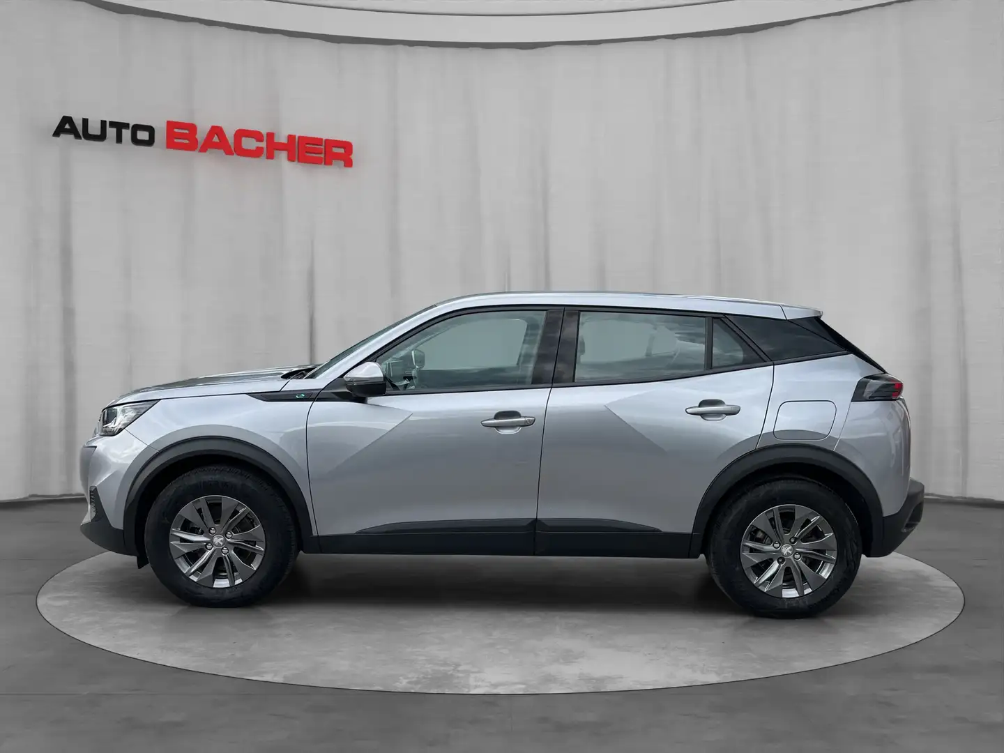 Peugeot e-2008 E-2008 ACTIVE PACK Silber - 2