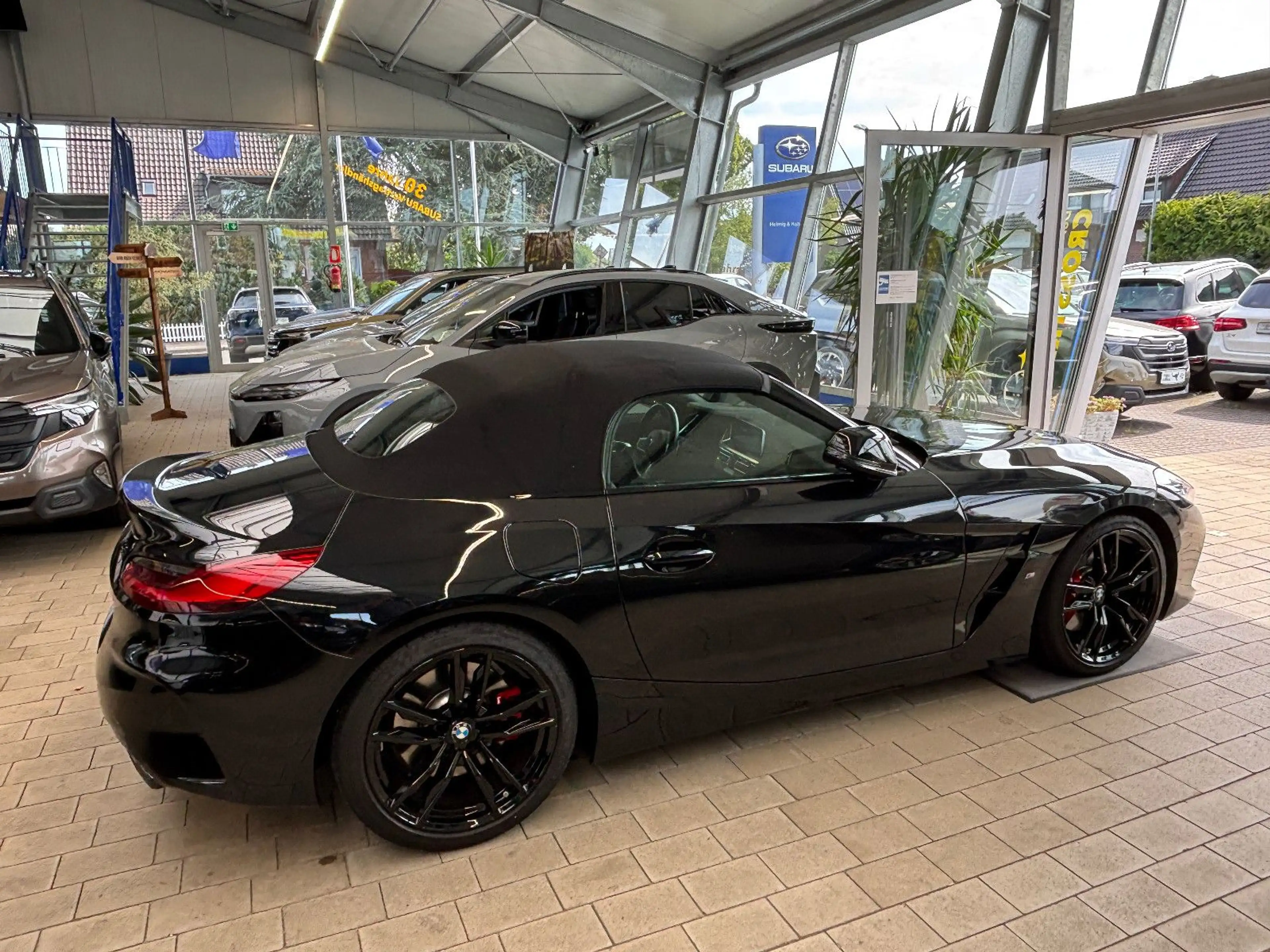 BMW Z4 Roadster M40 i — photo 9