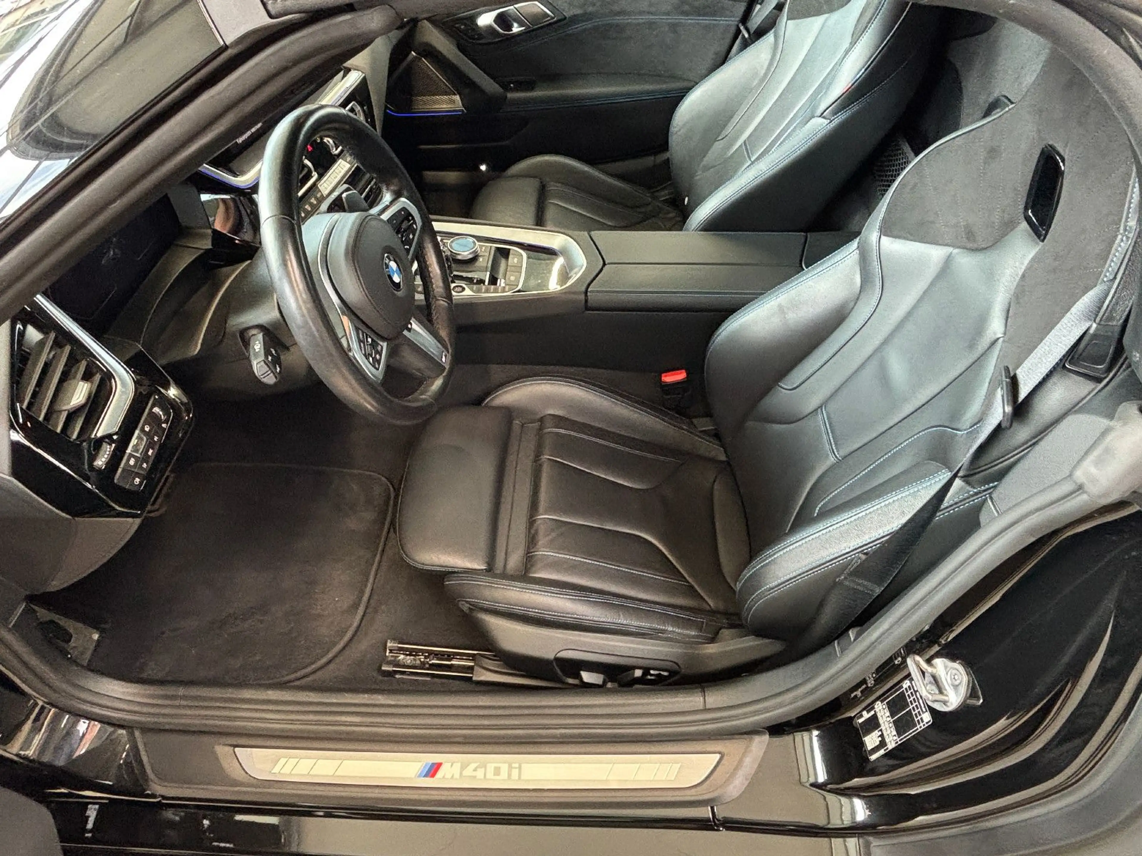 BMW Z4 Roadster M40 i — photo 15