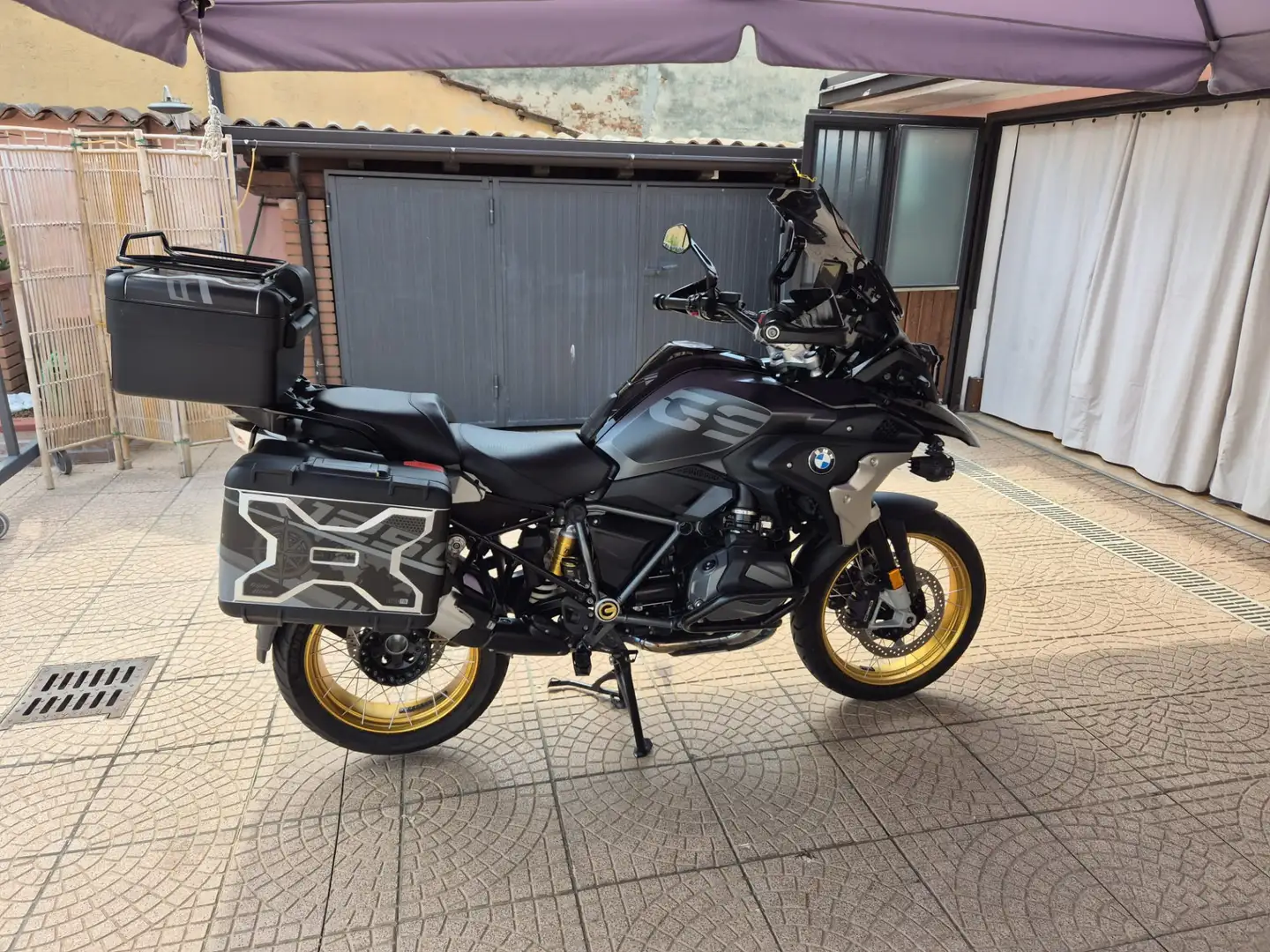 BMW R 1250 GS Triple Black Negro - 2