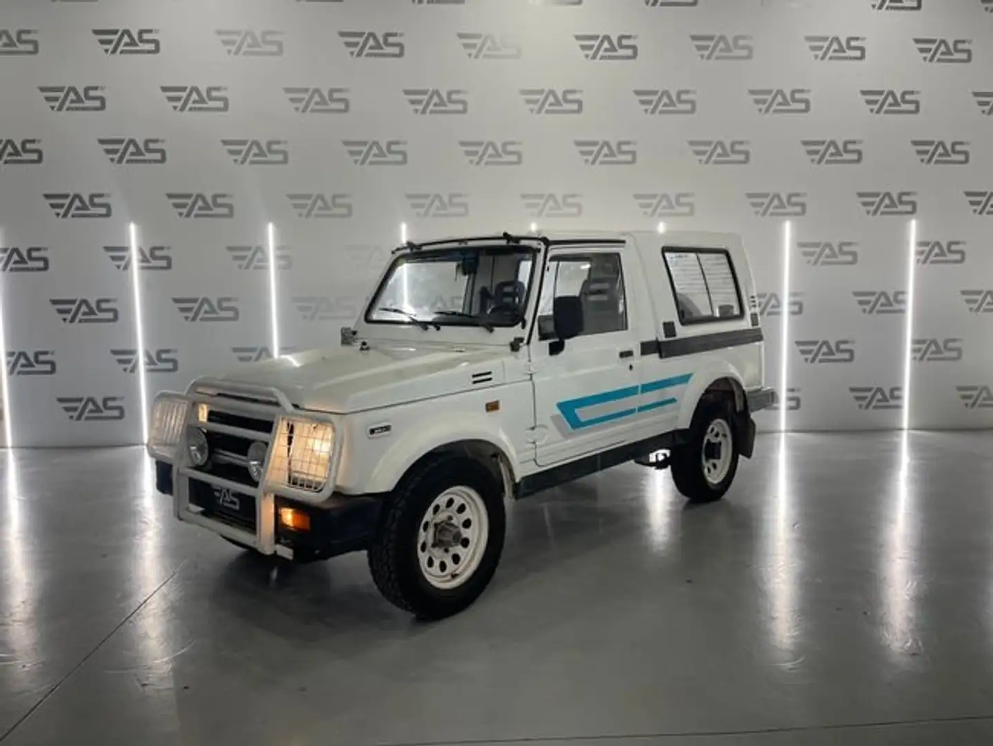 Suzuki Samurai 1.3 69cv – Hard Top Weiß - 1