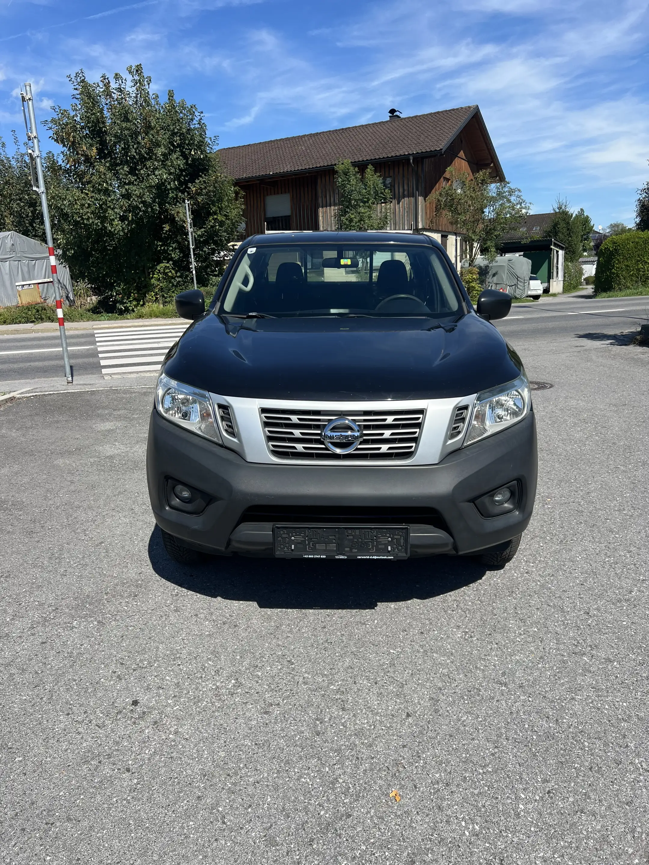 Nissan Navara Visia King Cab 4x4 — photo 2