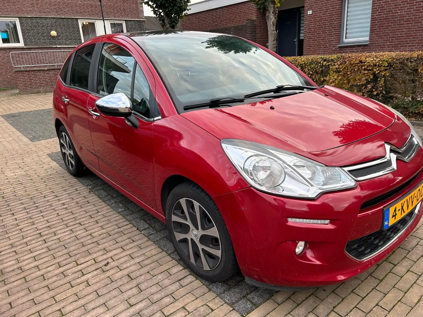 Citroen C3 C3 1.0 VTi Collection Rood - 2