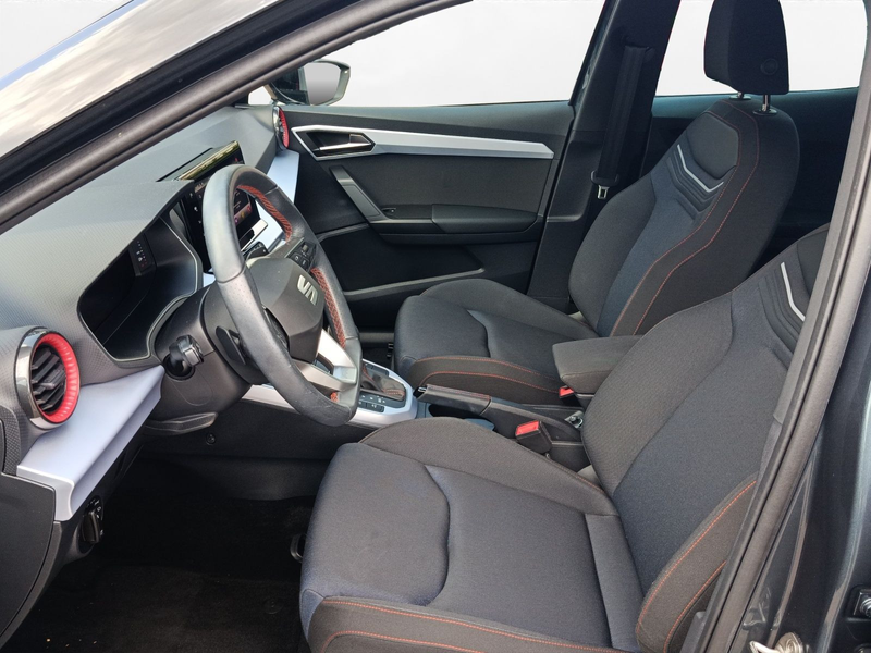 SEAT Arona 1.5 TSI FR DSG LED LM 17" Navi PDC+RFK ACC — photo 15