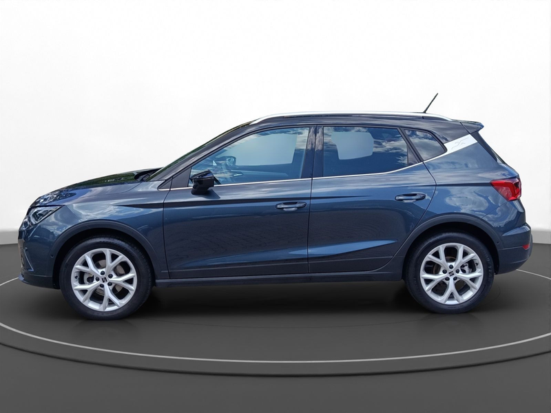 SEAT Arona 1.5 TSI FR DSG LED LM 17" Navi PDC+RFK ACC — photo 6