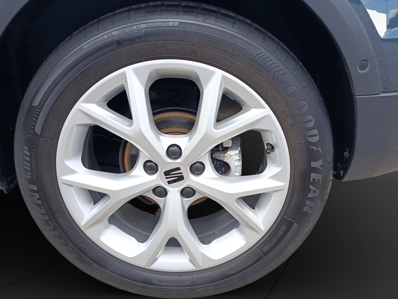 SEAT Arona 1.5 TSI FR DSG LED LM 17" Navi PDC+RFK ACC — photo 12