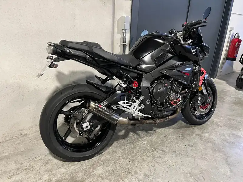 Yamaha MT-10 - foto 3