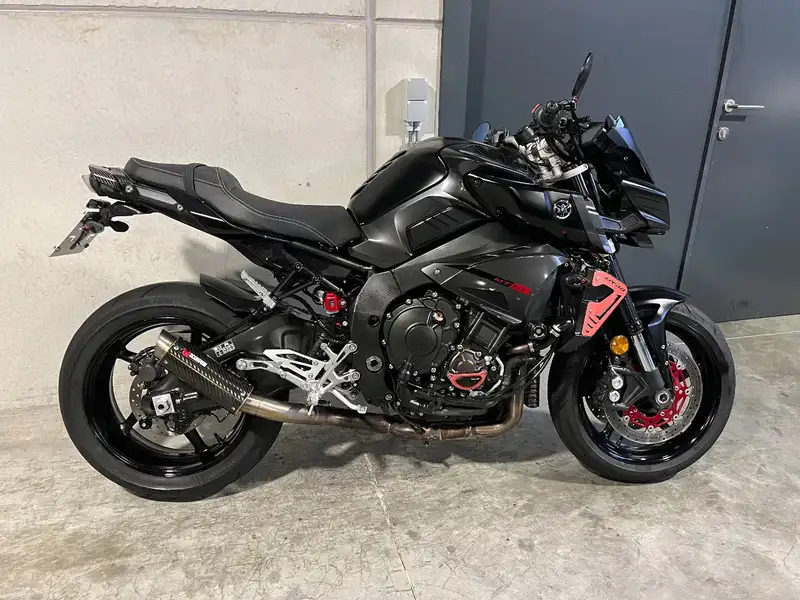 Yamaha MT-10 - foto 2