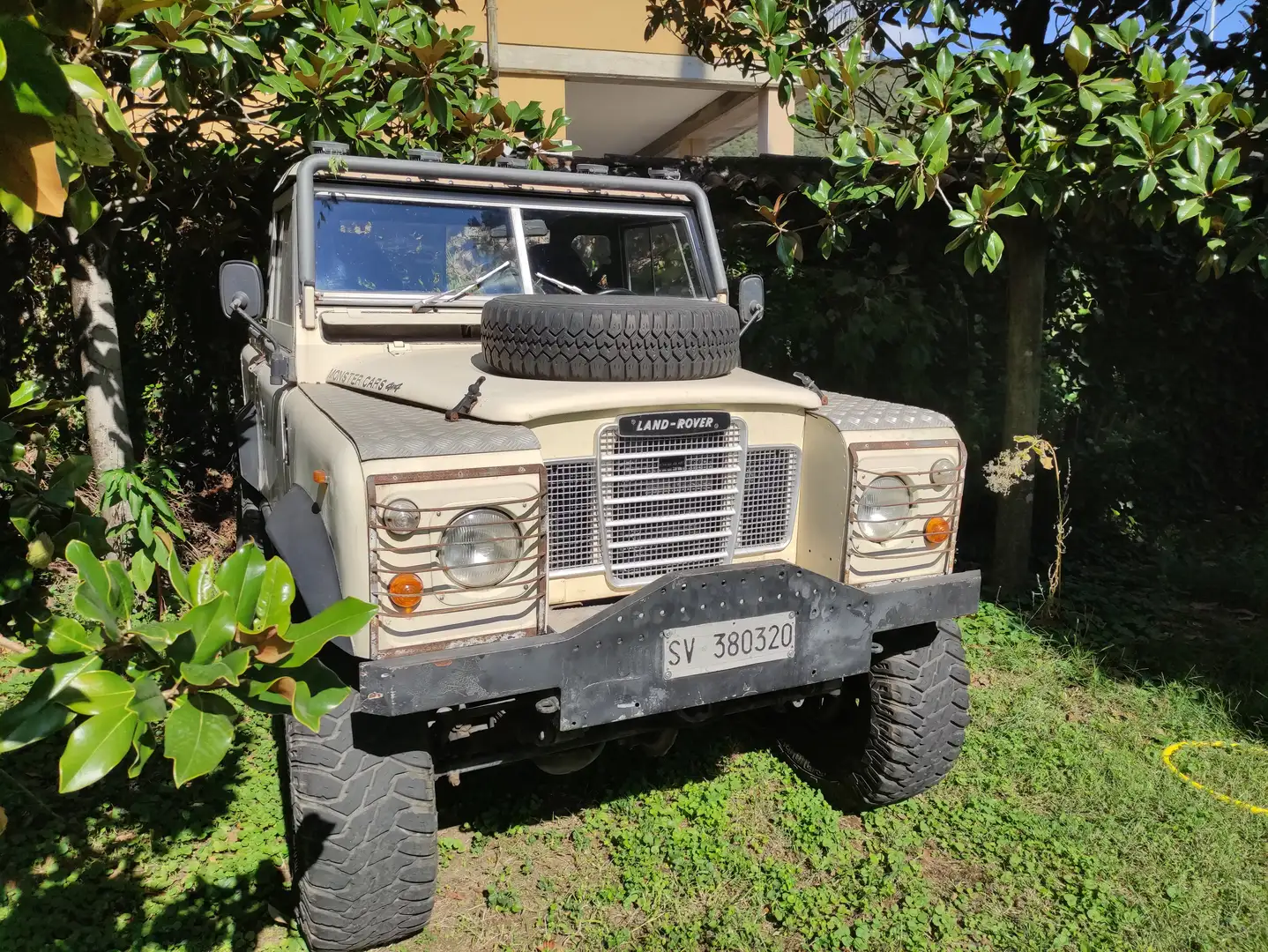 Land Rover Defender PICK UP Beige - 1