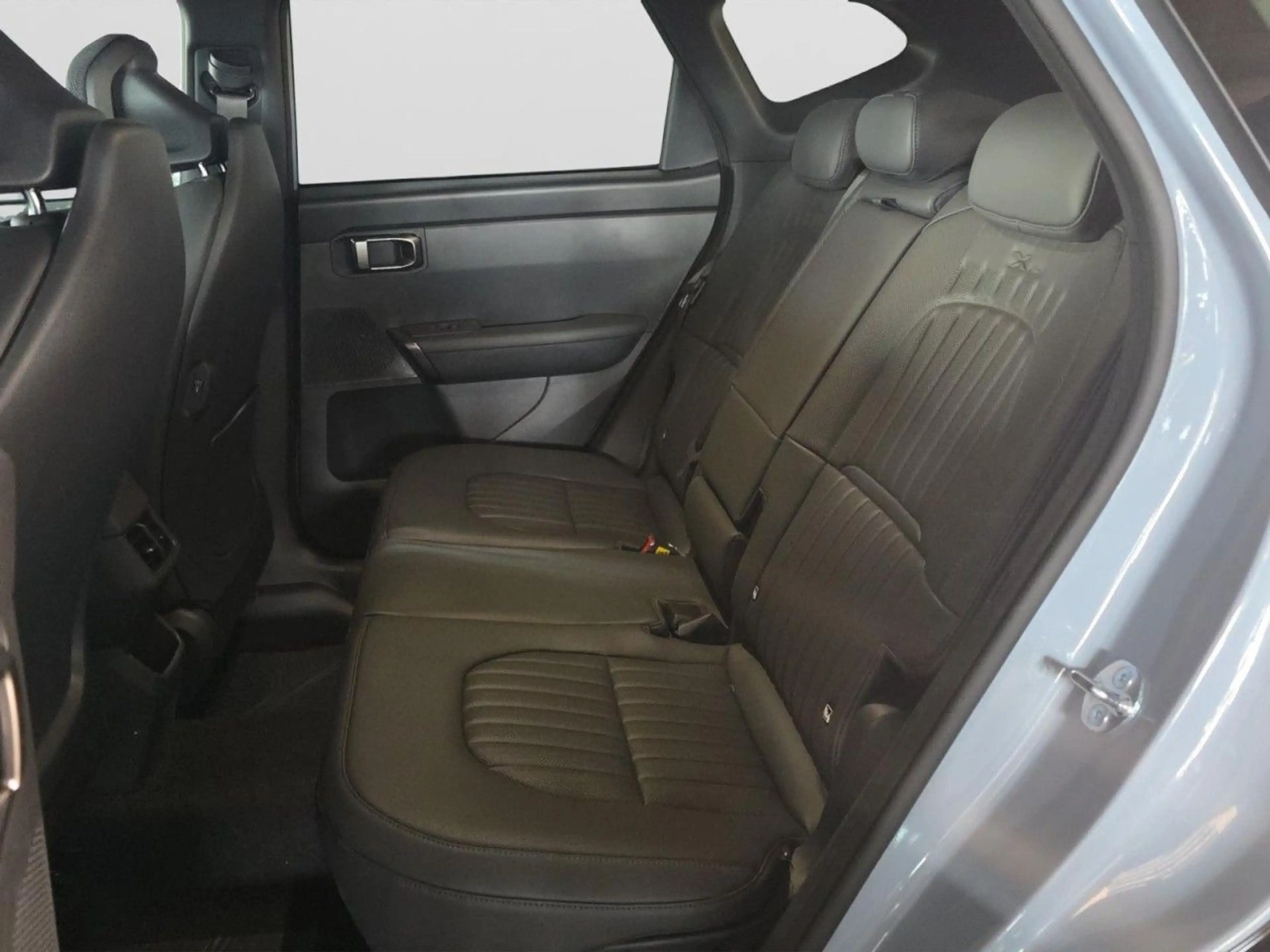Kia Seltos 132 kW 4WD X-Line — photo 15