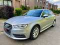 Audi A3 Sportback 1.6 TDi ultra Attraction Argent - thumbnail 3