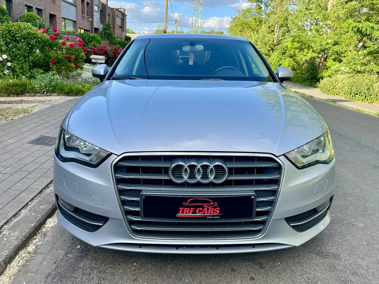 Audi A3 Sportback 1.6 TDi ultra Attraction Argent - 2