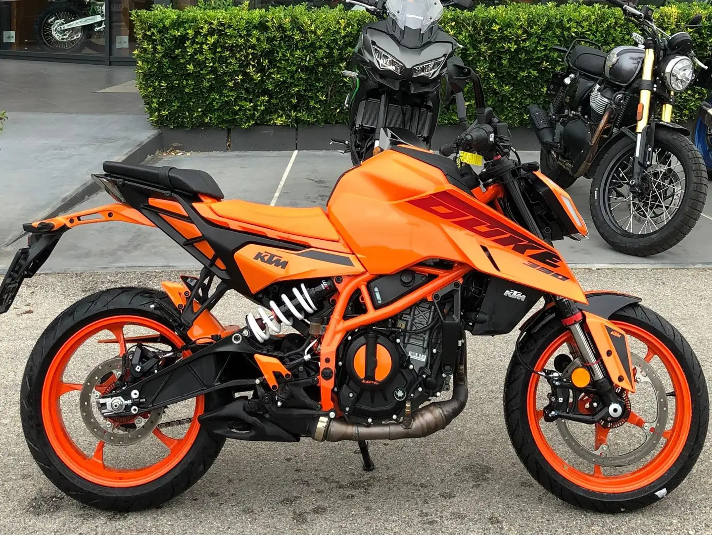KTM 390 Duke Arancione - 1