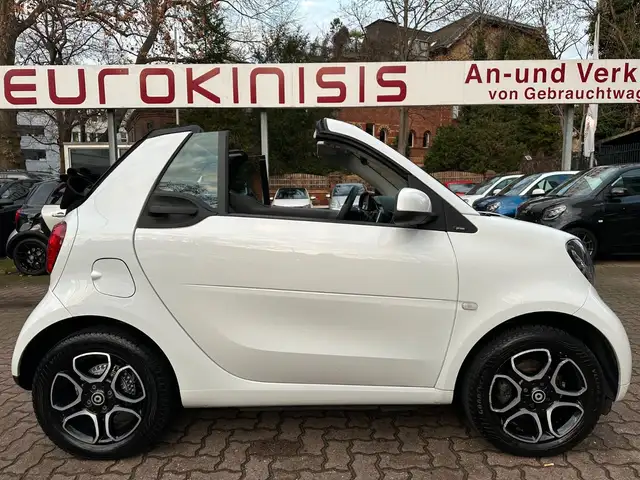 smart forTwo fortwo Cabrio TWIN passion DCT*LED*SHZ*NAVI*KAM