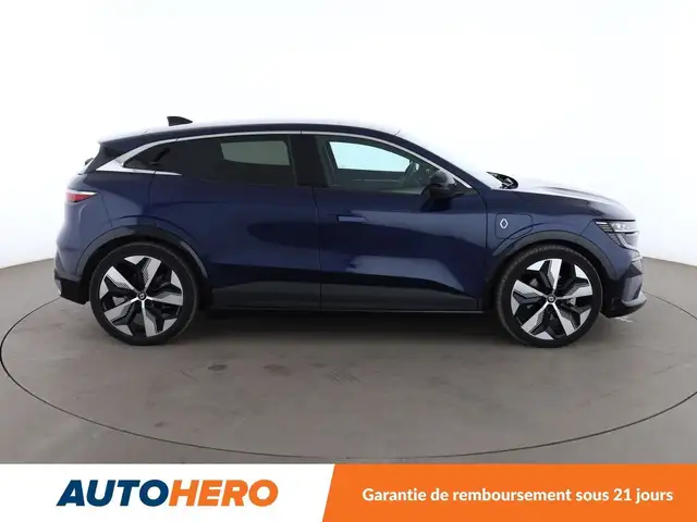 Renault Megane E-Tech view 7