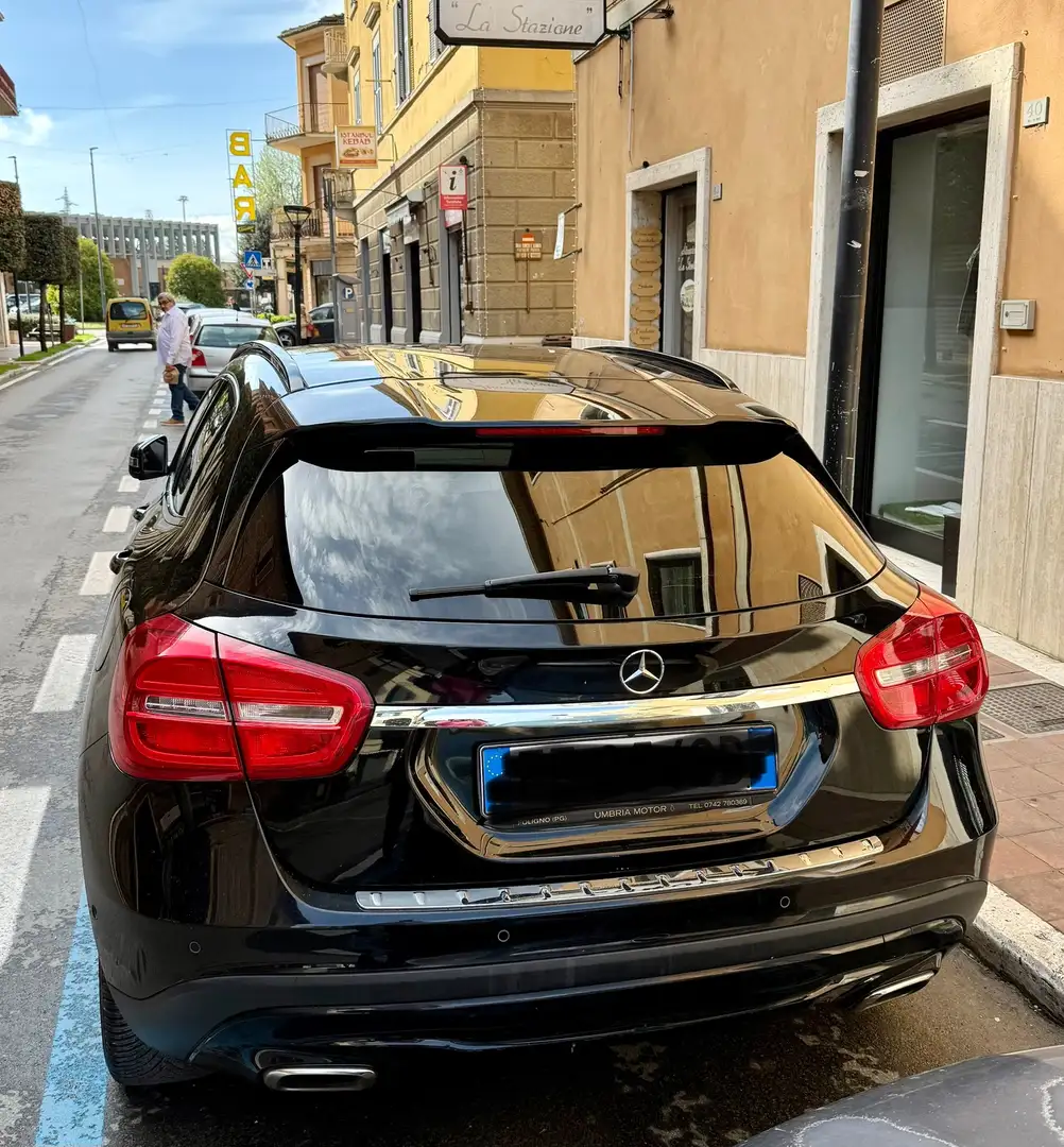 Mercedes-Benz GLA 180 Executive auto - 2