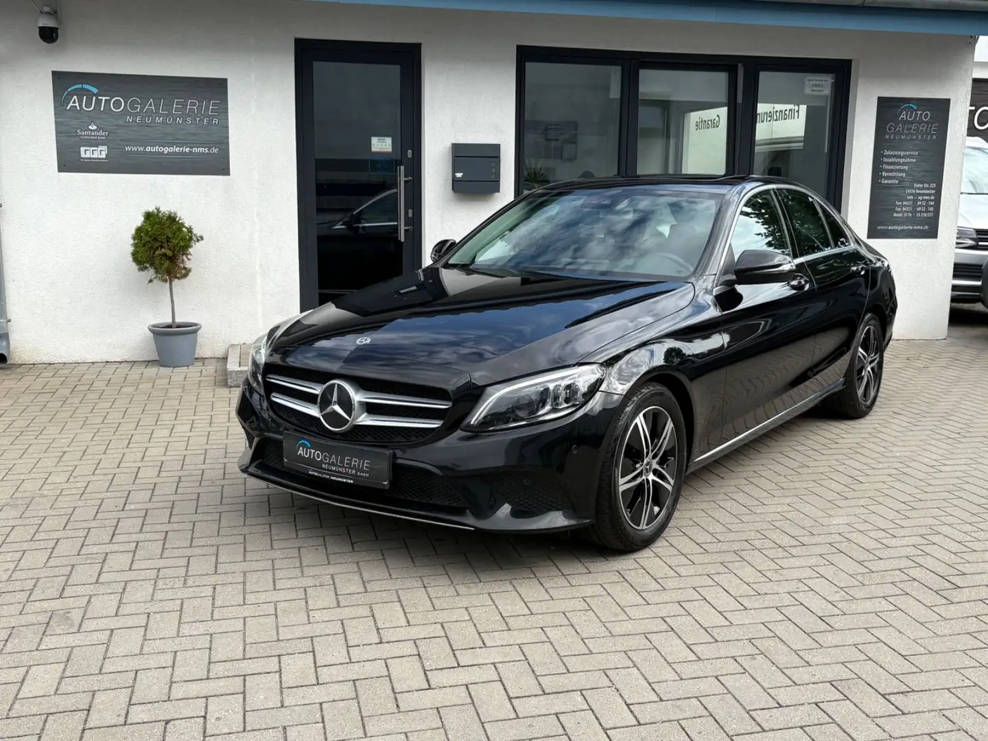 Mercedes-Benz C 220 C220 d Avantgarde°Schiebedach°AHK°ACC°Kamera°1-H Zwart - 1