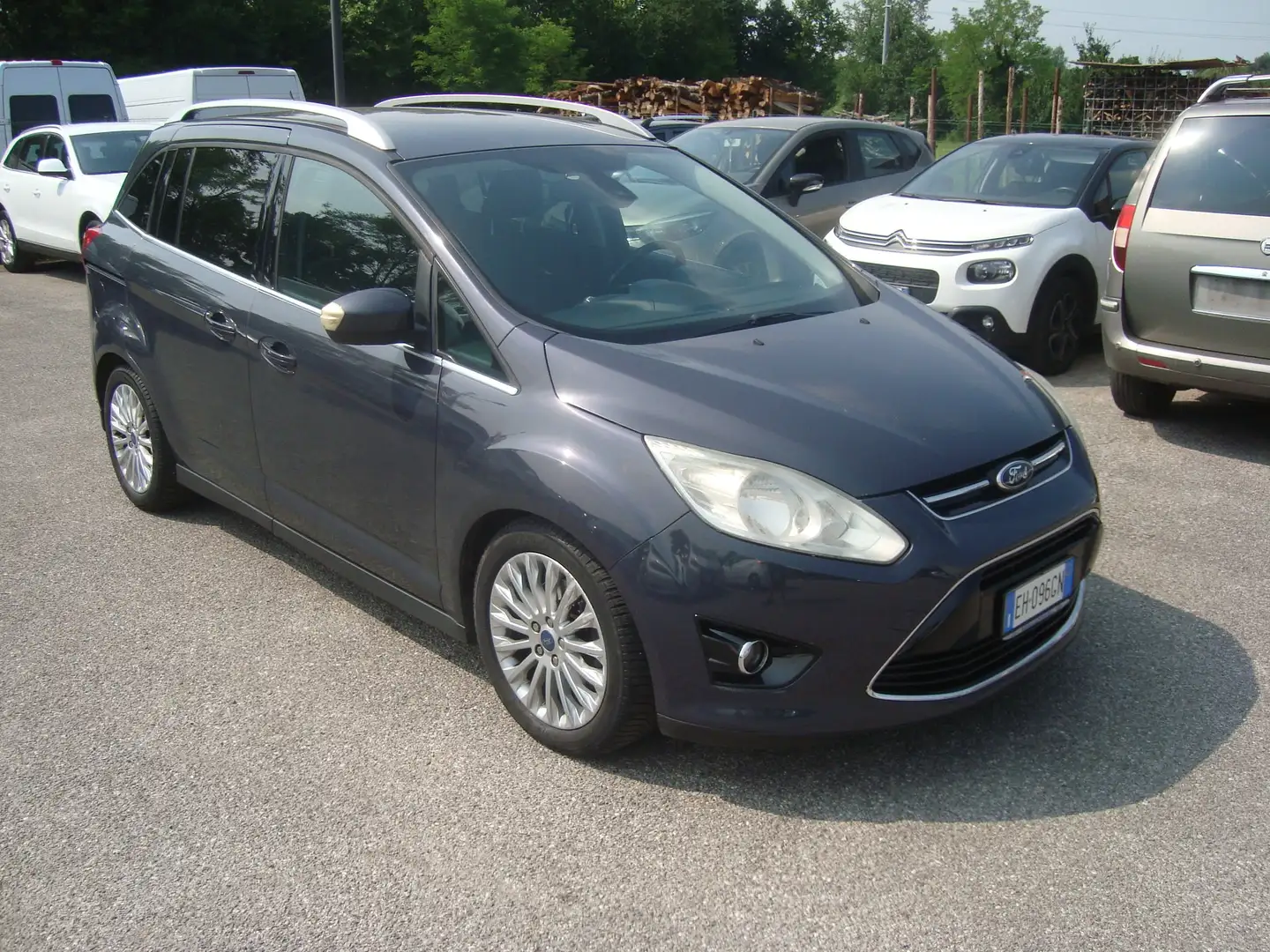 Ford C-Max C-Max7 1.6 tdci Titanium 115cv 7 Posti Grijs - 1