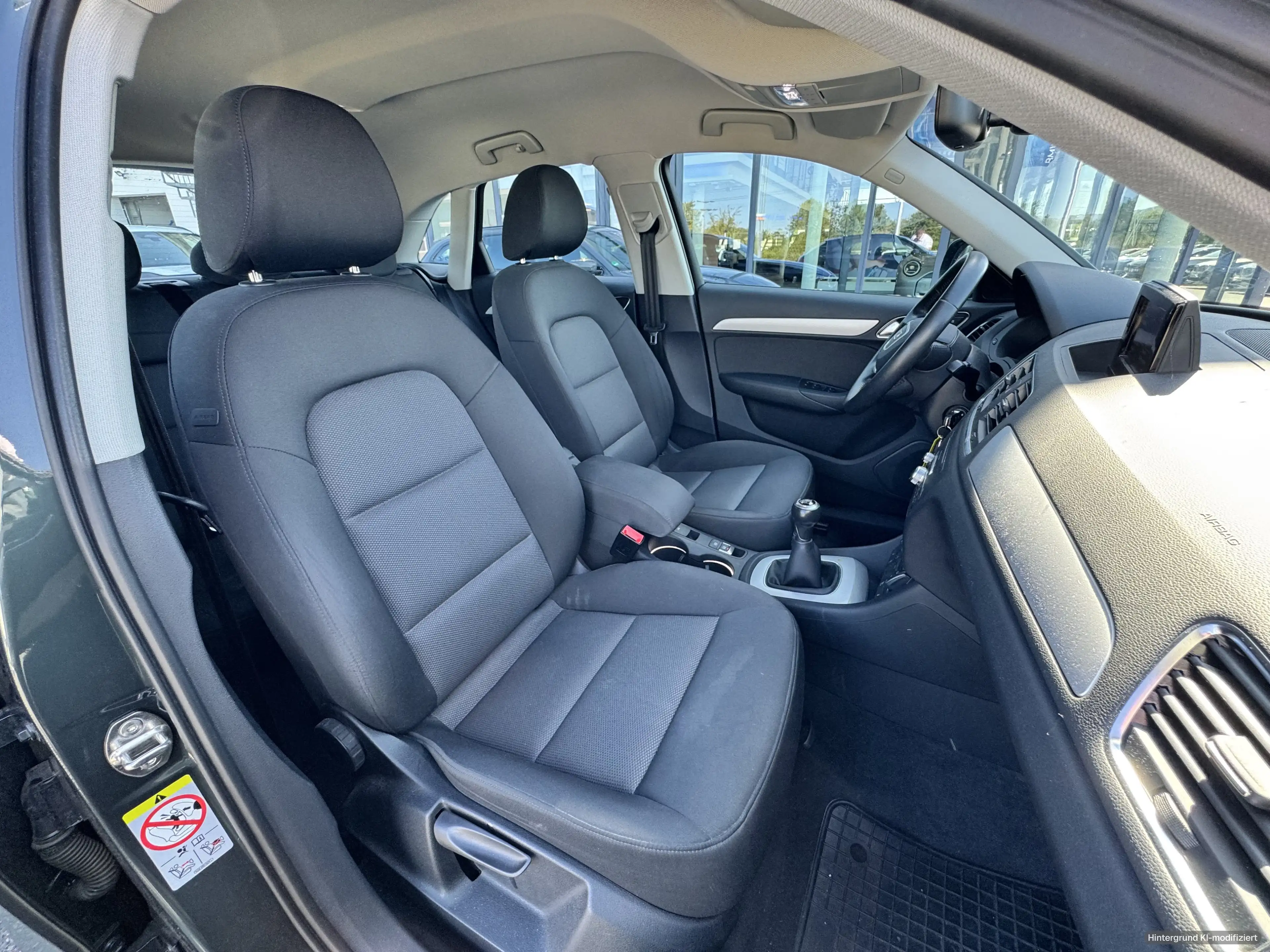 Audi Q3 1.4 TFSI Navi Sitzheizung 2-Zonen-Klima PDC — photo 7