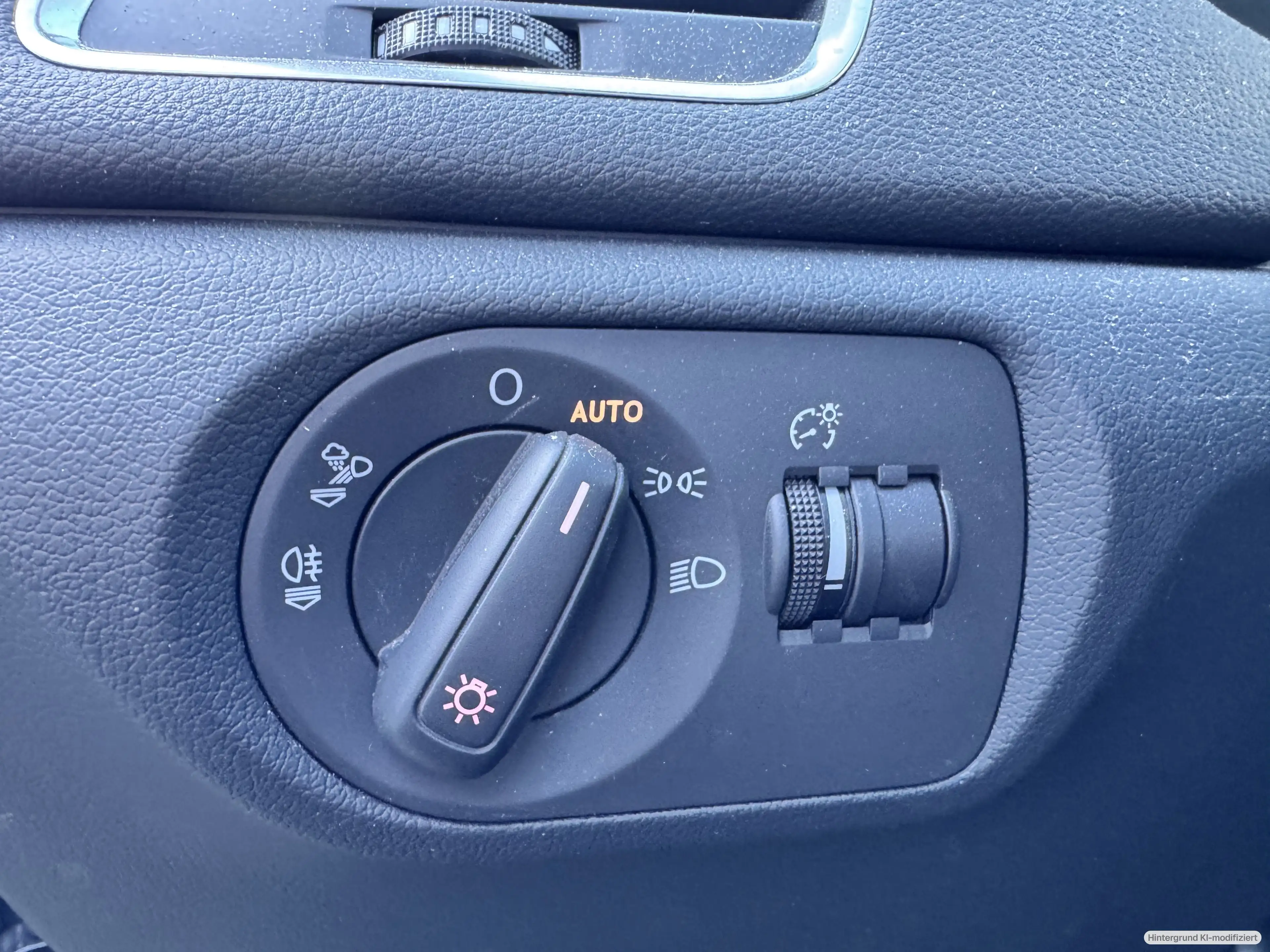 Audi Q3 1.4 TFSI Navi Sitzheizung 2-Zonen-Klima PDC — photo 12