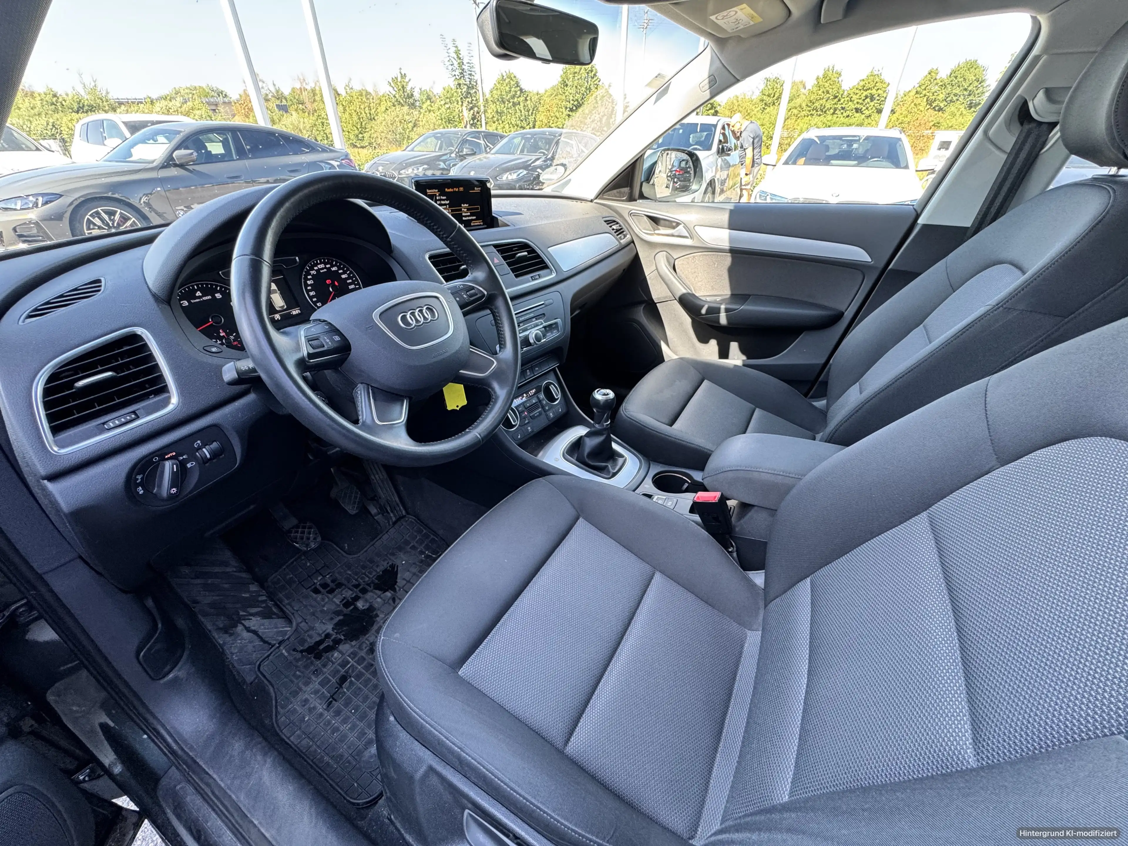 Audi Q3 1.4 TFSI Navi Sitzheizung 2-Zonen-Klima PDC — photo 9