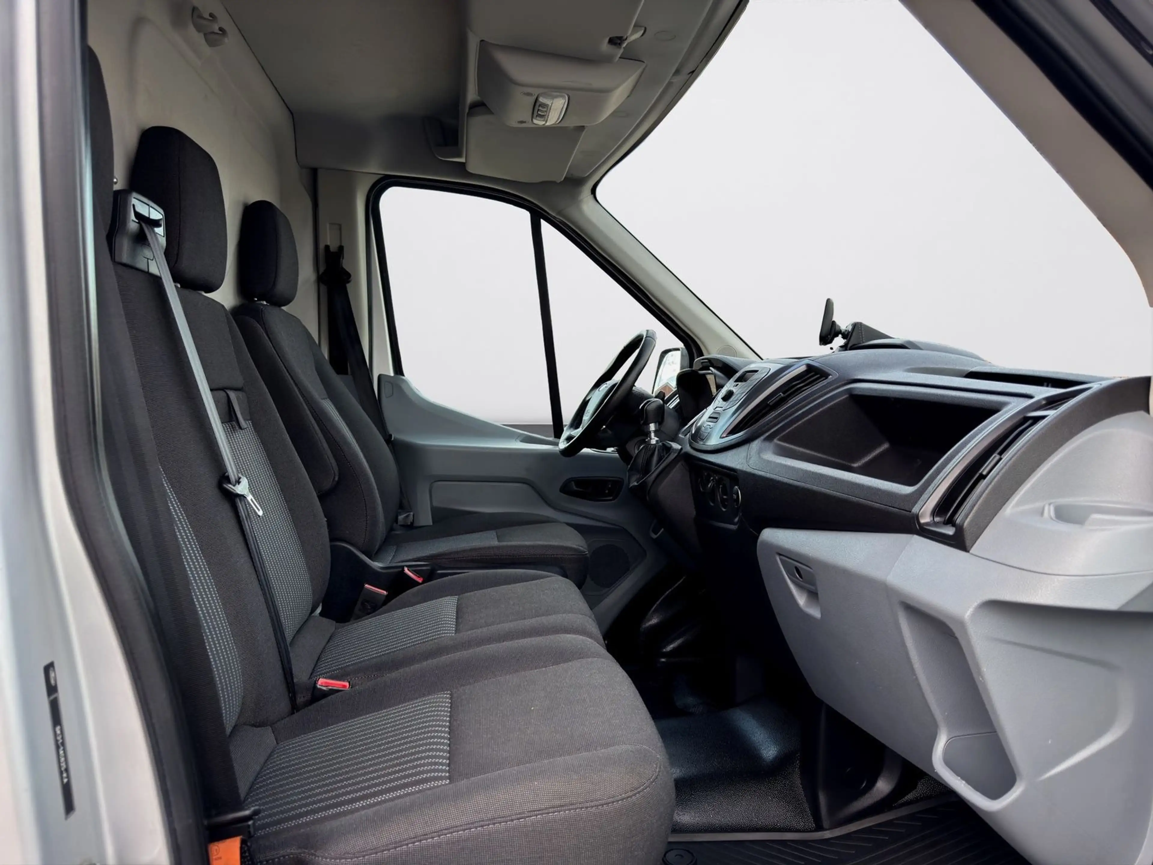 Ford Transit 310 L2H3 Trend*1.Ha*REGALE*NAVI*PDC*SHZ* — photo 15